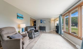 3030 N MORRISON St, Appleton, WI 54911