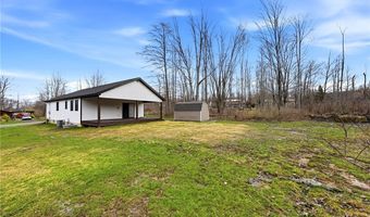 557 Eisenhower Ave, Angola, NY 14006