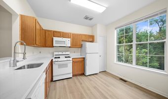 44226 MOSSY BROOK Sq, Ashburn, VA 20147