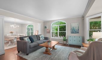 326 Greentree Ln NE, Ada, MI 49301