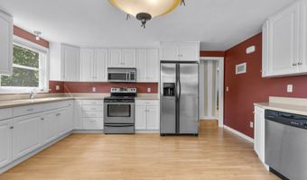 1715 Musso View Ave, Cheshire, CT 06410