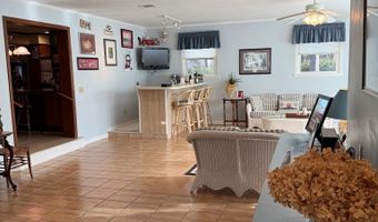 5686 Golden Isle W, Baxley, GA 31513