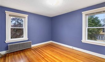 154 Armington St, Cranston, RI 02905
