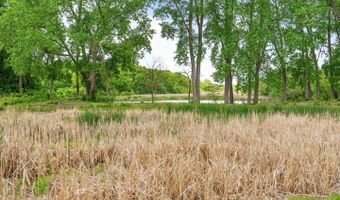 1196 Edgewater Ln, Antioch, IL 60002