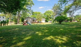 5480 Blue Heron Dr, Alma, MI 48801