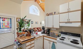 574 E Main St, Ashland, OR 97520