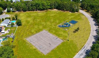 1 Lafayette Ct, Barnegat, NJ 08005