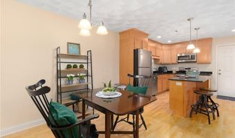 45 Saw Mill Dr 305, North Kingstown, RI 02852