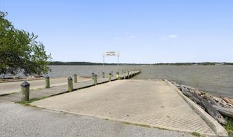 1308 ACCOKEEK LANDING Dr, Accokeek, MD 20607