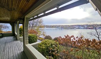 12 Ashley Dr, Belfast, ME 04915