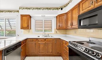 7438 Cheshire Ln, Affton, MO 63123