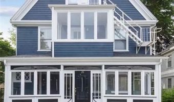 28 Calvert St 1, Newport, RI 02840