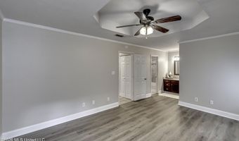 1022 Red Oak Dr, Brandon, MS 39042