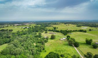 2279 E Decker Dr, Atoka, OK 74525