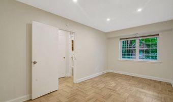 1315 N ODE St 704, Arlington, VA 22209