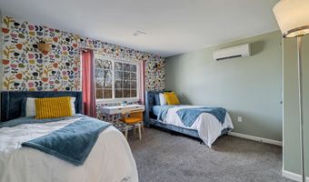 3305 Mountain Terrace Dr, Blakeslee, PA 18610