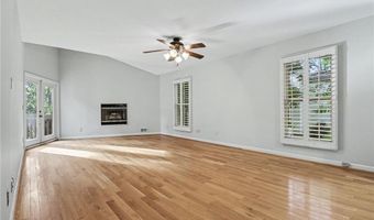 140 Fairway Ridge Dr, Alpharetta, GA 30022