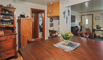 418 S 12th St, Aberdeen, SD 57401