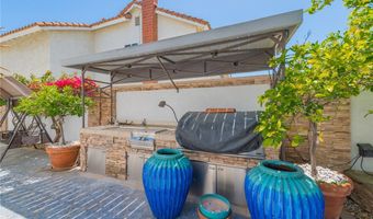 6865 E Georgetown, Anaheim, CA 92807