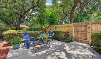 1043 LAKESIDE Dr, Apopka, FL 32712
