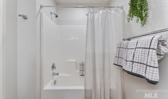 8907 W Candleston Ln, Boise, ID 83709