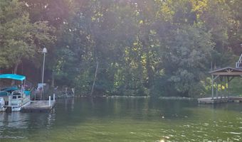 Shoreline Road 107, Badin Lake, NC 28127