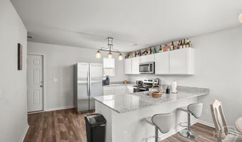 9 Bay Breeze Ln, Beaufort, SC 29907
