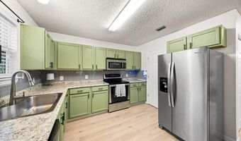 1845 FORSYTH Ct, Atlantic Beach, FL 32233