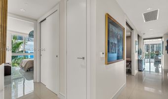 3300 NE 188th St 318, Aventura, FL 33180