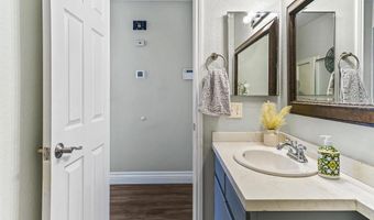 1216 Woodview Dr, Oceanside, CA 92056