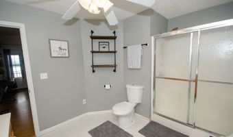 4580 Lakeshore Dr, Bean Station, TN 37708