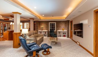 4882 Copperstone Dr, Ames, IA 50010