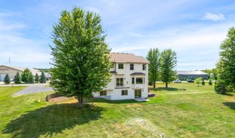 9352 67th St NW, Annandale, MN 55302