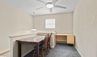 923 Stave Oak Dr, Beech Grove, IN 46107