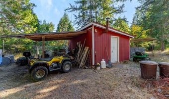 1587 Starveout Creek Rd, Azalea, OR 97410