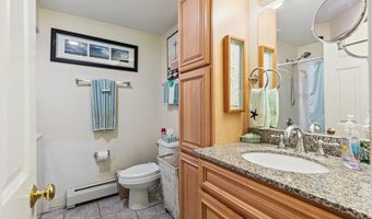 673 Metacom Ave 50, Bristol, RI 02809