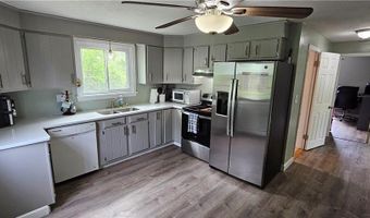 68 North Rd, Burrillville, RI 02859