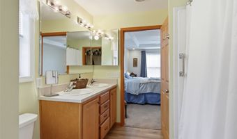 1012 Bartlett Ave, Altoona, WI 54720