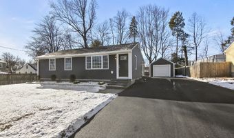 22 Shelley St, Cromwell, CT 06416