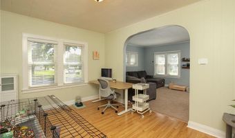 928 Bridge Ave, Albert Lea, MN 56007