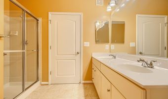 7201 TRAVERTINE Dr 104, Baltimore, MD 21209