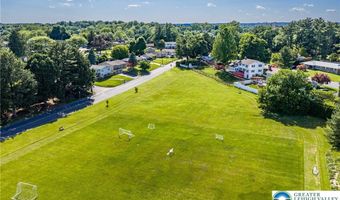 3146 Club Dr, Allentown, PA 18103