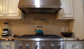 35853 Cramblitt Ln, Bay Minette, AL 36507