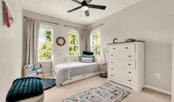6747 APPLEMINT Ln, Alexandria, VA 22310
