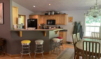 927 Bear Claw Rd, Clark Fork, ID 83811