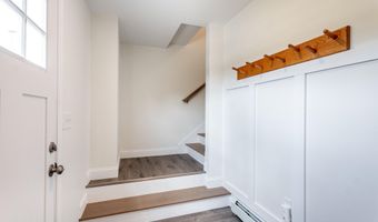 1 Estes Dr, Standish, ME 04085