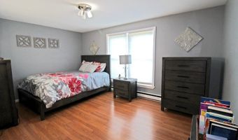 11 Linwood Ave, Andover, NJ 07801