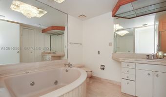 19355 Turnberry Way 12C, Aventura, FL 33180