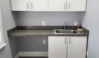 7361 MCWHORTER Pl 320, Annandale, VA 22003