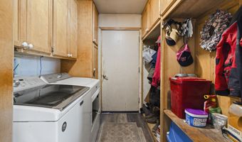 35429 McCartie Ln, Bonanza, OR 97623